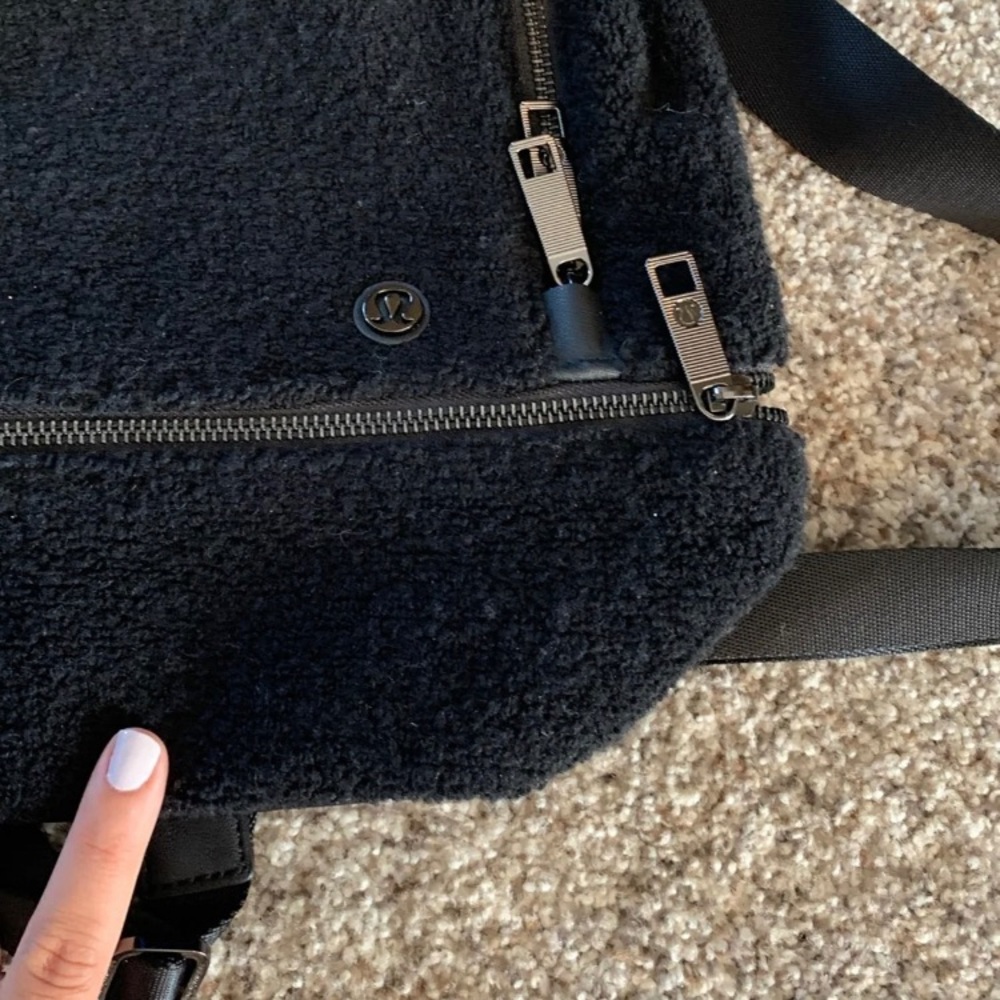 Lululemon mini backpack